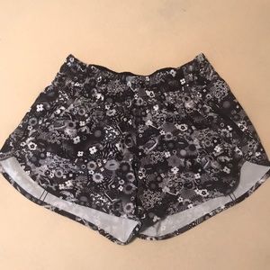 Lululemon Tracker Short Seawheeze 2017